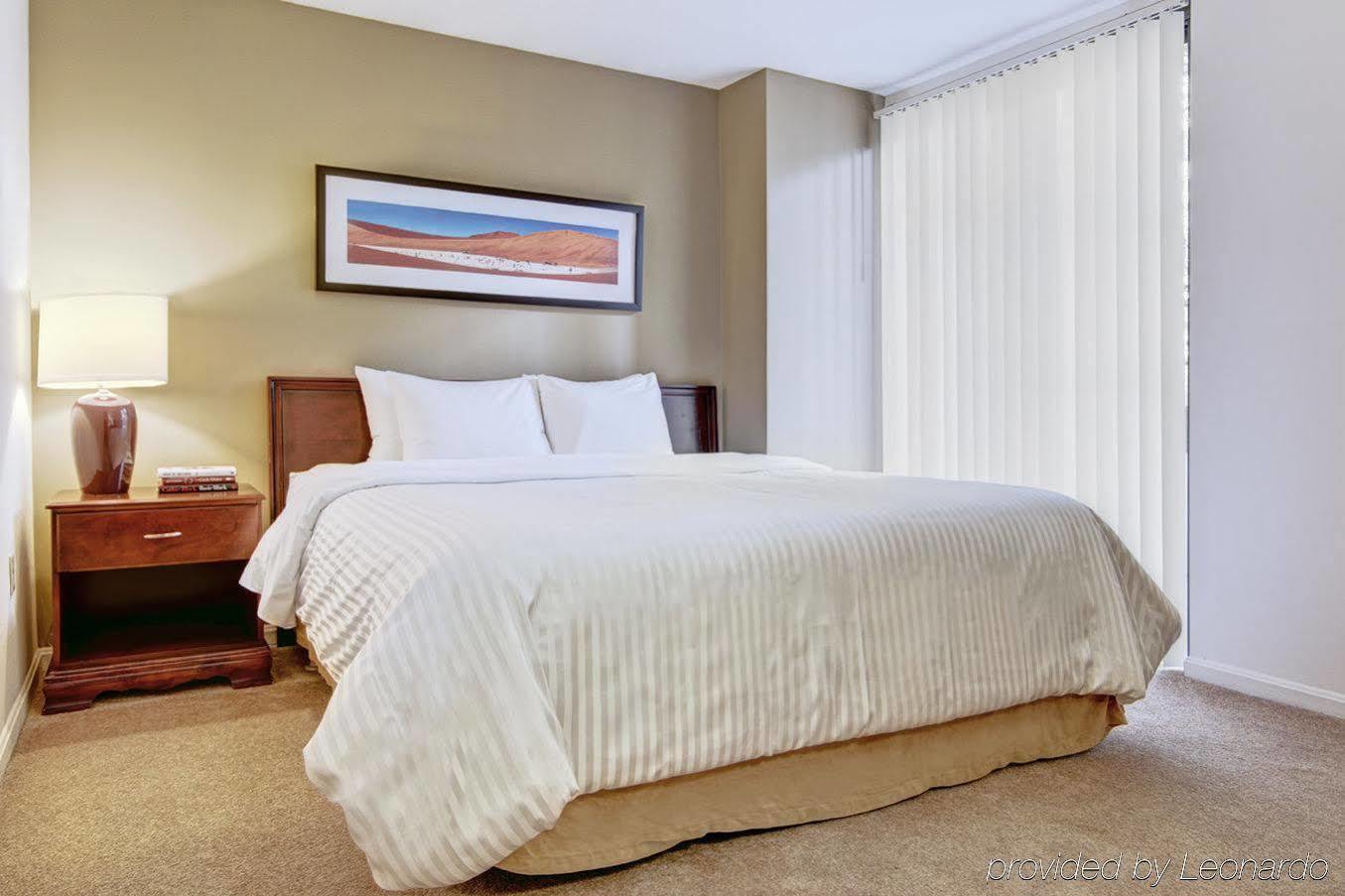 Oakwood Arlington Aparthotel Bagian luar foto