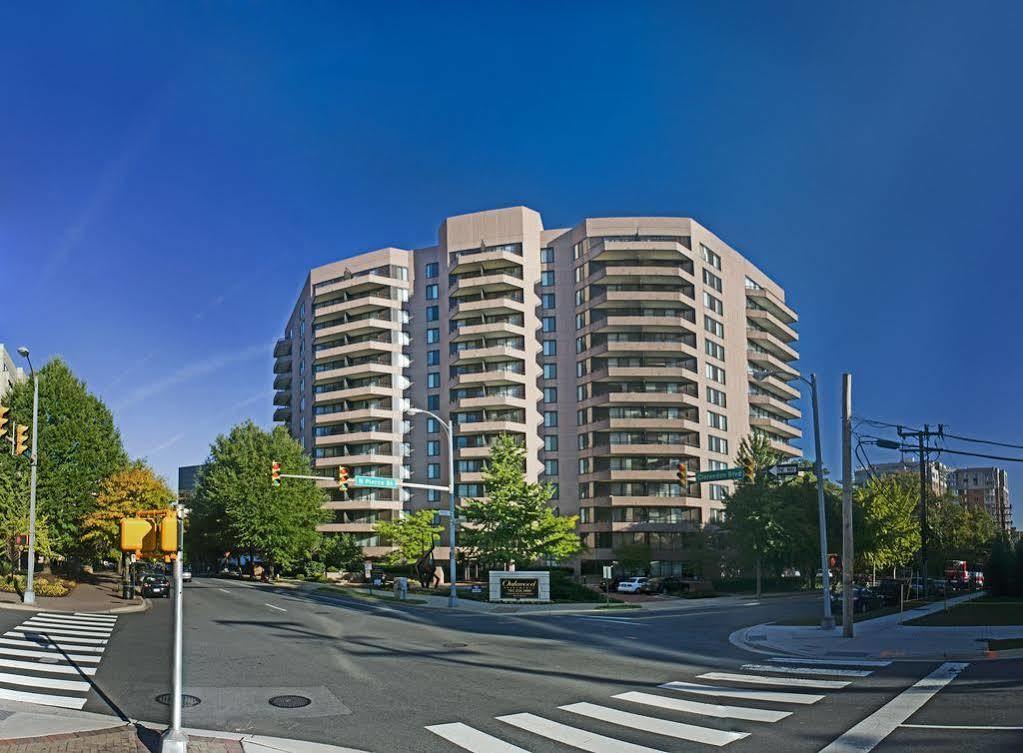 Oakwood Arlington Aparthotel Bagian luar foto